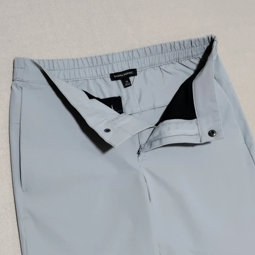 Banana Republic Mens Motion Tech‎ Hybrid Pants 30x29 Light Grey Water Repellant